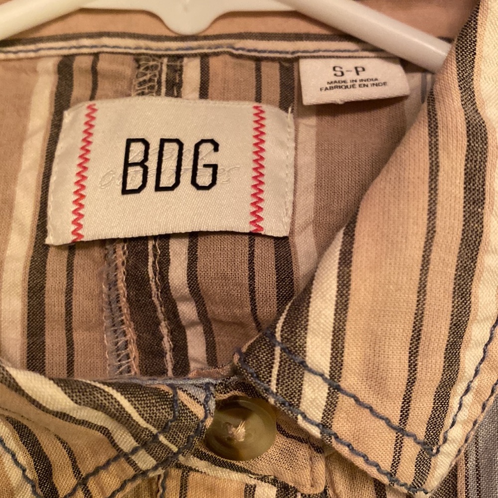 NWT Striped BDG Urban Outfitters Oversized Button Down - Picture 5 of 13
